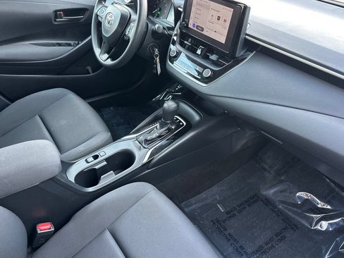 Used 2024 Toyota Corolla LE FWD image 16