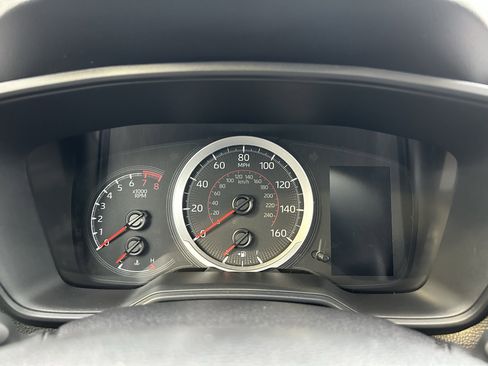 Certified 2022 Toyota Corolla Cross LE w/ Moonroof Package image 25