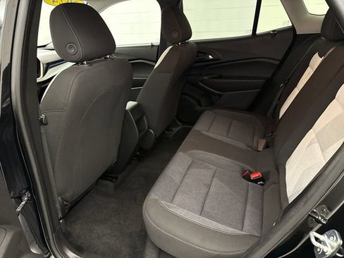Used 2024 Chevrolet Trax LS FWD image 20