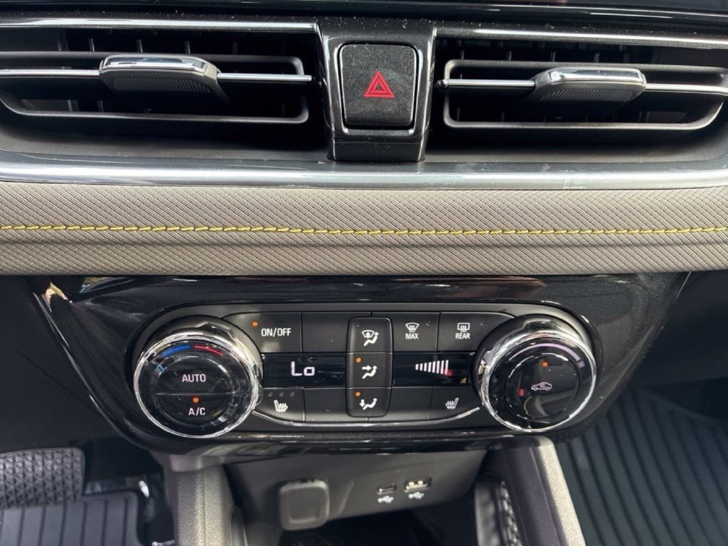New 2026 Chevrolet TrailBlazer ACTIV w/ Convenience Package FWD image 29