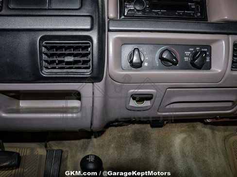 Used 1994 Ford Bronco XL image 99