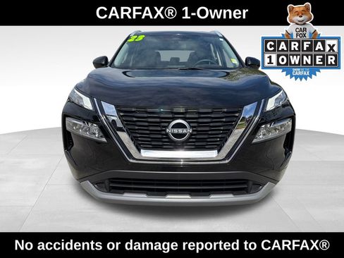 Used 2023 Nissan Rogue SV w/ SV Premium B Package FWD image 2