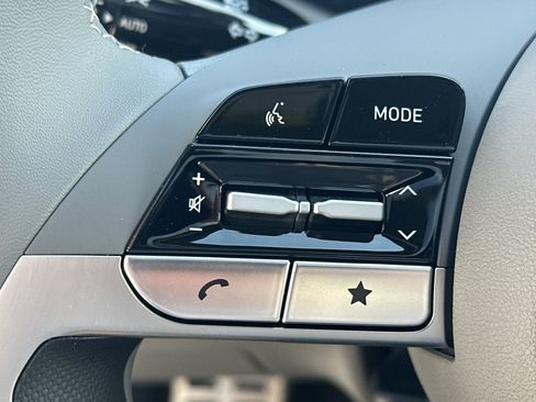 New 2026 Hyundai Elantra SEL Sport Premium image 24