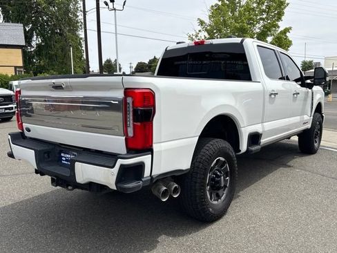 Used 2024 Ford F350 Platinum w/ Tremor Off-Road Package AWD/4WD image 3