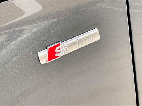 Used 2022 Audi Q5 2.0T Premium Plus image 13