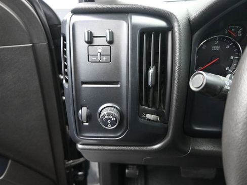 Used 2017 Chevrolet Silverado 2500 W/T image 20