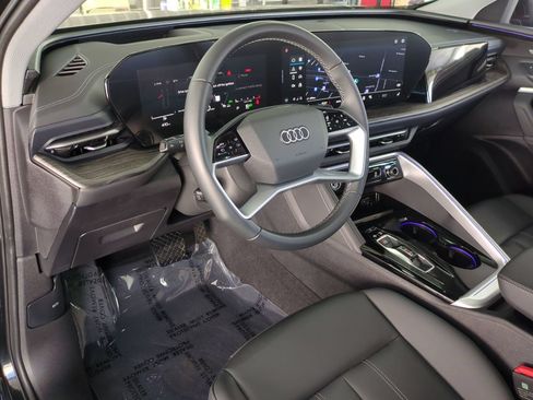 Used 2025 Audi Q5 Premium Plus AWD/4WD image 15