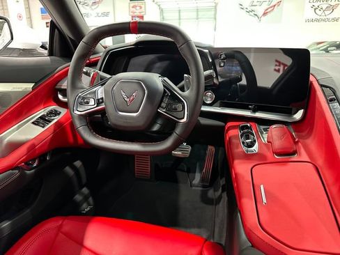 Used 2024 Chevrolet Corvette Stingray Preferred Cpe w/ Z51 Performance Package RWD image 15