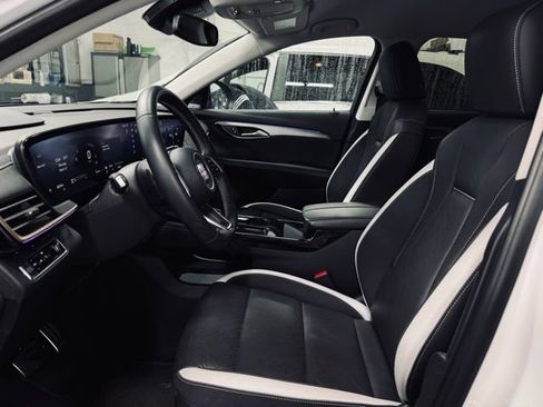 Used 2025 Buick Envision Sport Touring image 16