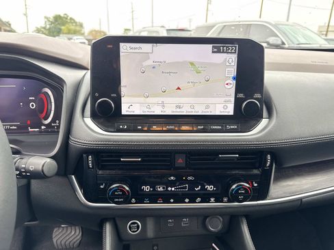 Used 2023 Nissan Rogue Platinum w/ Platinum Premium Package image 25