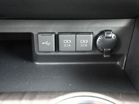 Used 2020 Toyota Highlander Platinum image 25