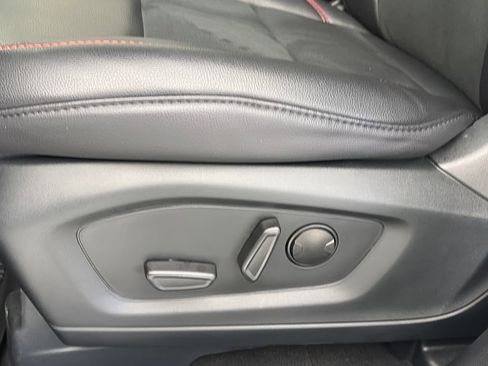 Certified 2023 Ford Explorer ST-Line w/ Class IV Trailer Tow Package image 26