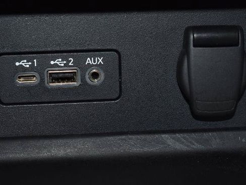 Certified 2023 Nissan Sentra SV FWD image 21