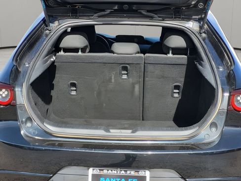 Used 2021 MAZDA MAZDA3 s image 30