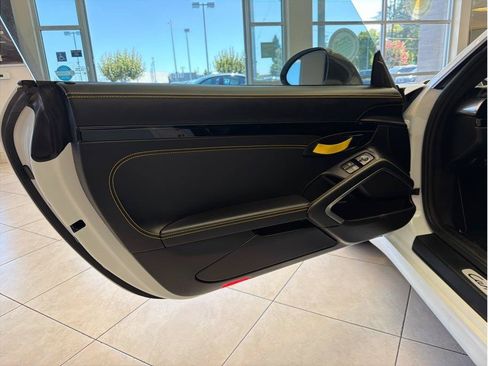 Used 2019 Porsche 911 Carrera T RWD image 10