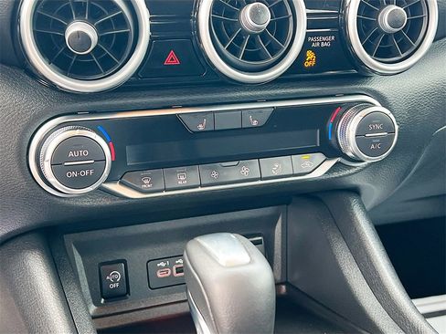 Used 2024 Nissan Sentra SR image 15