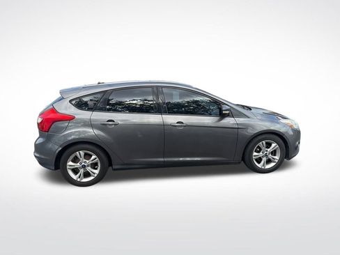 Used 2014 Ford Focus SE image 4