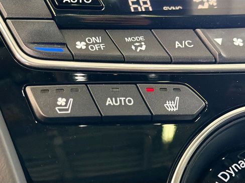 Used 2024 Acura RDX SH-AWD w/ Advance Package image 23