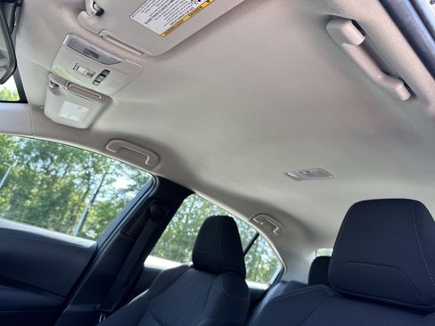 Used 2022 Toyota Corolla LE FWD image 28