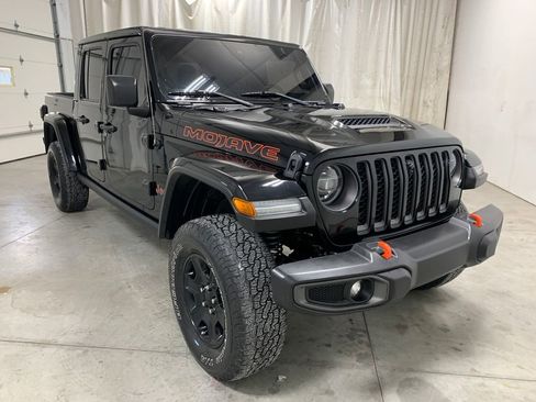 Used 2021 Jeep Gladiator Mojave image 2