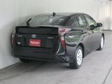 Used 2017 Toyota Prius Two image 5