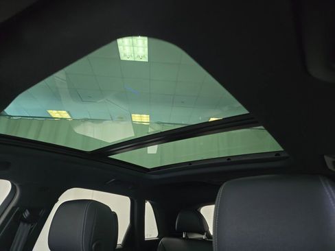 Used 2024 Audi Q3 2.0T Premium Plus image 47