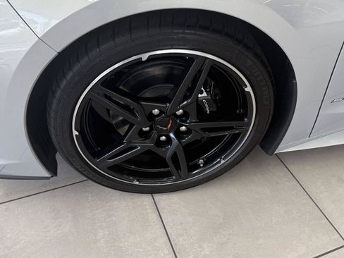 Used 2023 Chevrolet Corvette Stingray Coupe RWD image 13