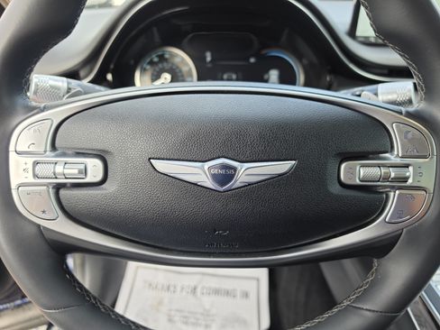Used 2025 Genesis GV70 2.5T AWD/4WD image 35