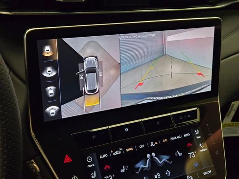 New 2025 Maserati Grecale Modena image 38