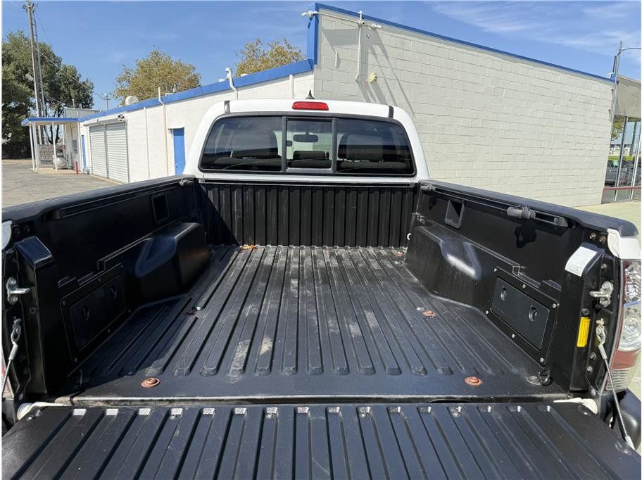 Used 2012 Toyota Tacoma 4x4 Double Cab image 15