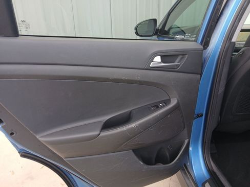 Used 2016 Hyundai Tucson Limited w/ Option Group 03 image 11