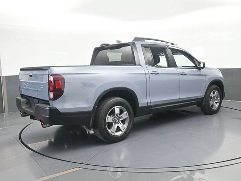 Used 2024 Honda Ridgeline Sport image 6