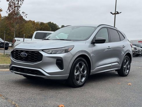 Used 2024 Ford Escape ST-Line w/ Cold Weather Package image 24