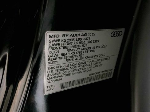 Used 2023 Audi Q8 Prestige image 36