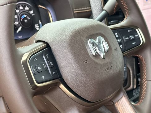 New 2026 RAM 2500 Limited AWD/4WD image 29