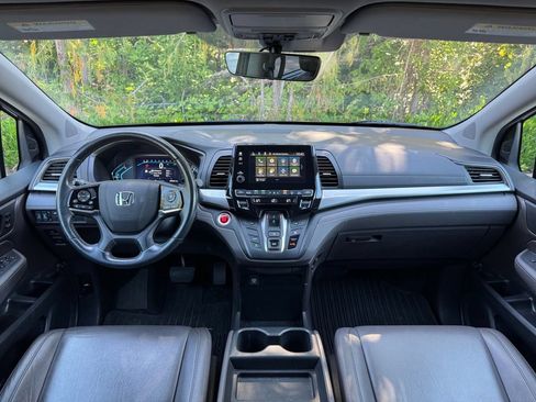 Used 2019 Honda Odyssey EX-L image 2