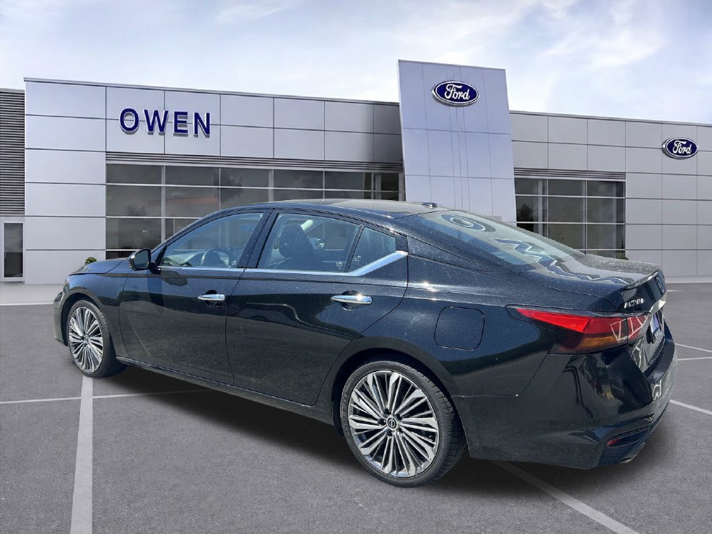 Used 2023 Nissan Altima 2.5 SL FWD image 8