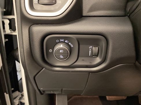 Used 2024 RAM 2500 Big Horn w/ Bed Utility Group AWD/4WD image 23