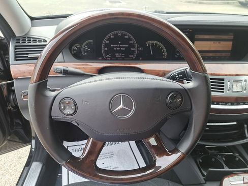 Used 2007 Mercedes-Benz S 550 image 18