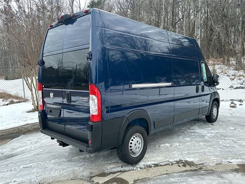 Used 2024 RAM ProMaster 3500 w/ Cold Weather Group image 7