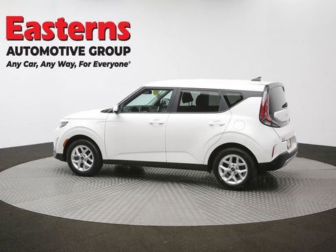 Used 2025 Kia Soul LX w/ LX Technology Package FWD image 61