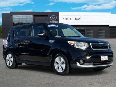 Used 2016 Kia Soul EV + w/ Sun & Fun Package