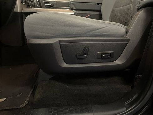 Used 2016 RAM 1500 Big Horn image 12