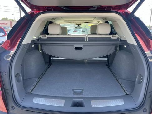 Used 2021 Cadillac XT5 Premium Luxury FWD image 12