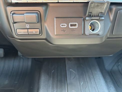 Used 2024 GMC Sierra 1500 Pro w/ Graphite Edition AWD/4WD image 27