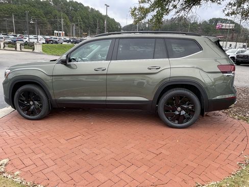 New 2026 Volkswagen Atlas SE image 6