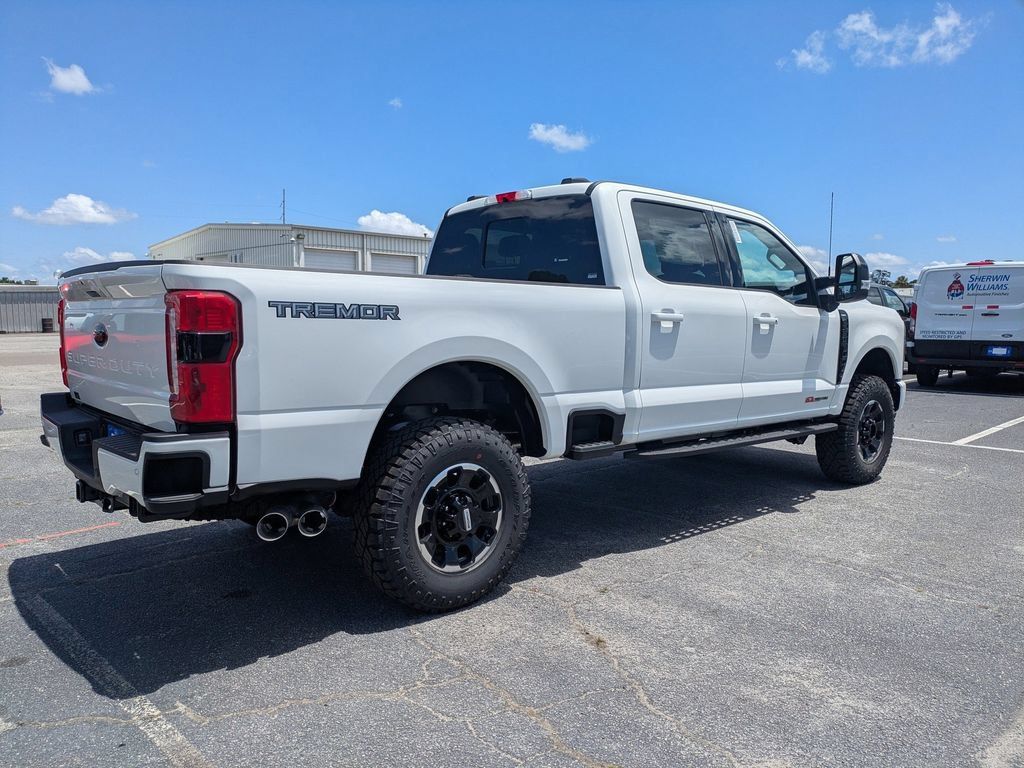 New 2026 Ford F350 Lariat w/ Tremor Off-Road Package AWD/4WD image 4