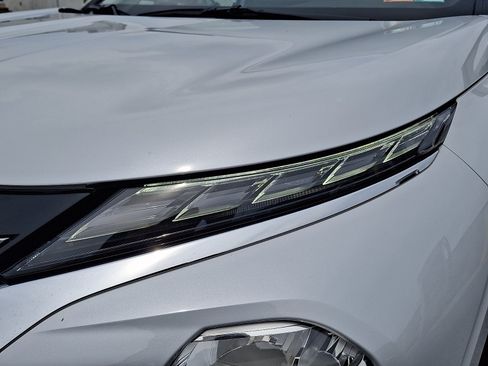 Used 2024 Mitsubishi Outlander SE AWD/4WD image 13