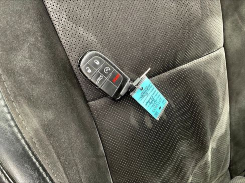 Used 2022 Dodge Challenger GT w/ Plus Package image 33