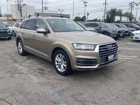 Used 2018 Audi Q7 3.0T Premium Plus AWD/4WD image 8
